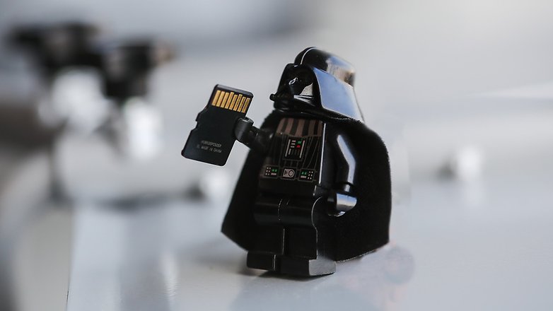 darth-vader-micro-sd